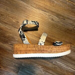 Steve Madden Women's Platform Sandals